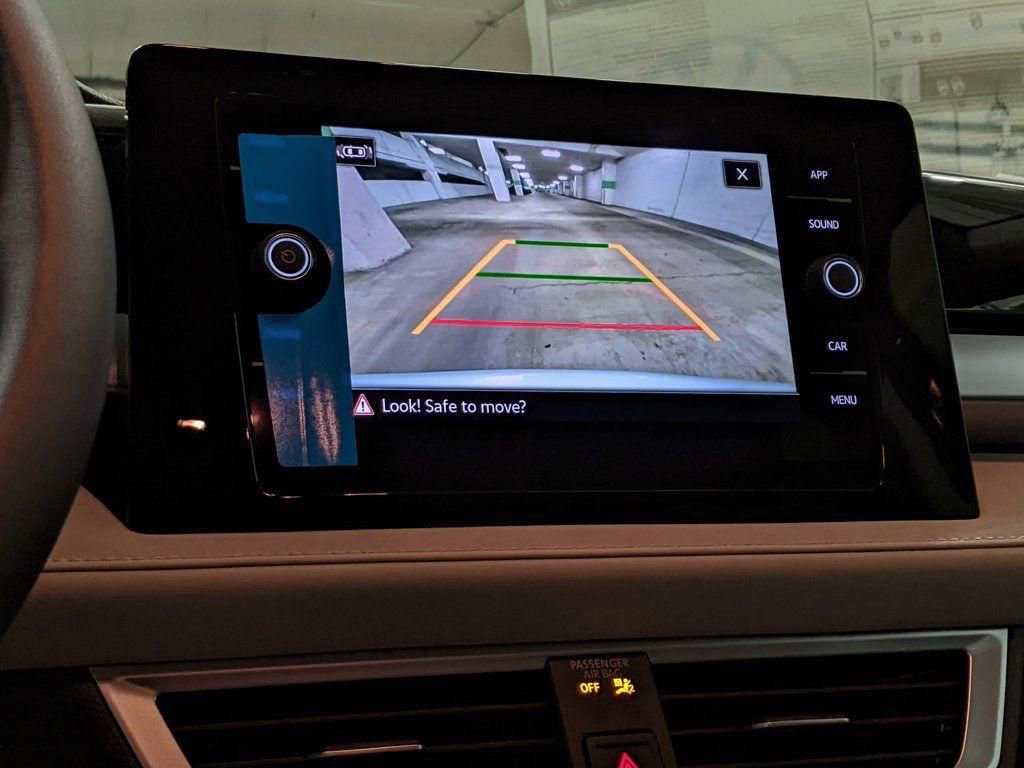 New 2026 Volkswagen Taos SE image 16