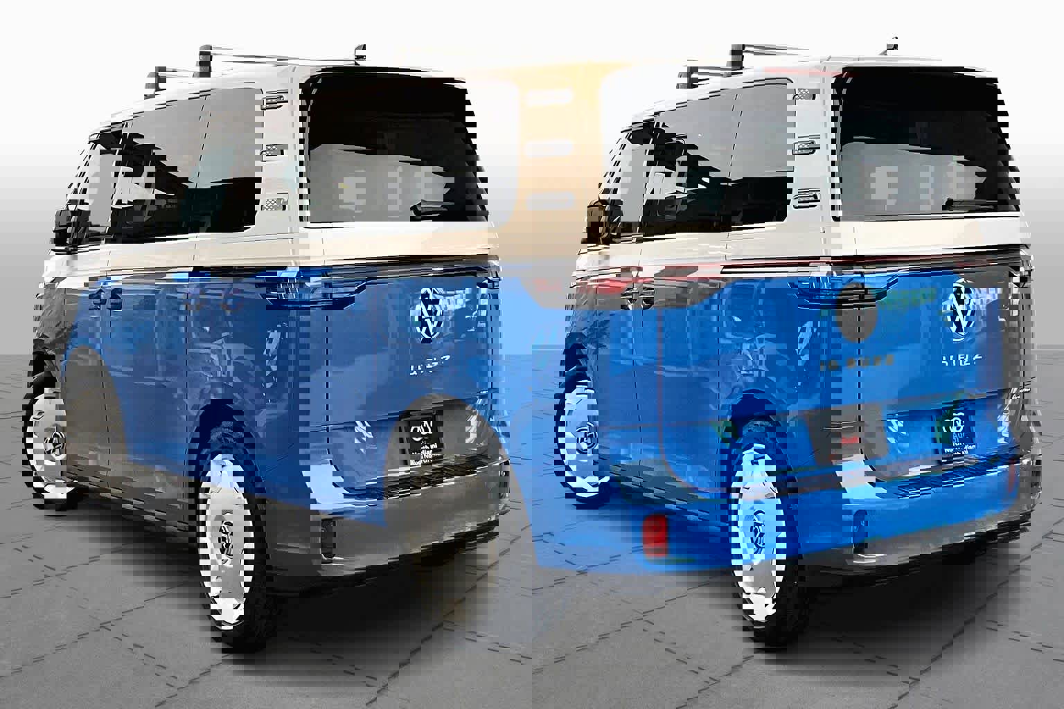 Used 2025 Volkswagen ID. Buzz 1st Edition image 12