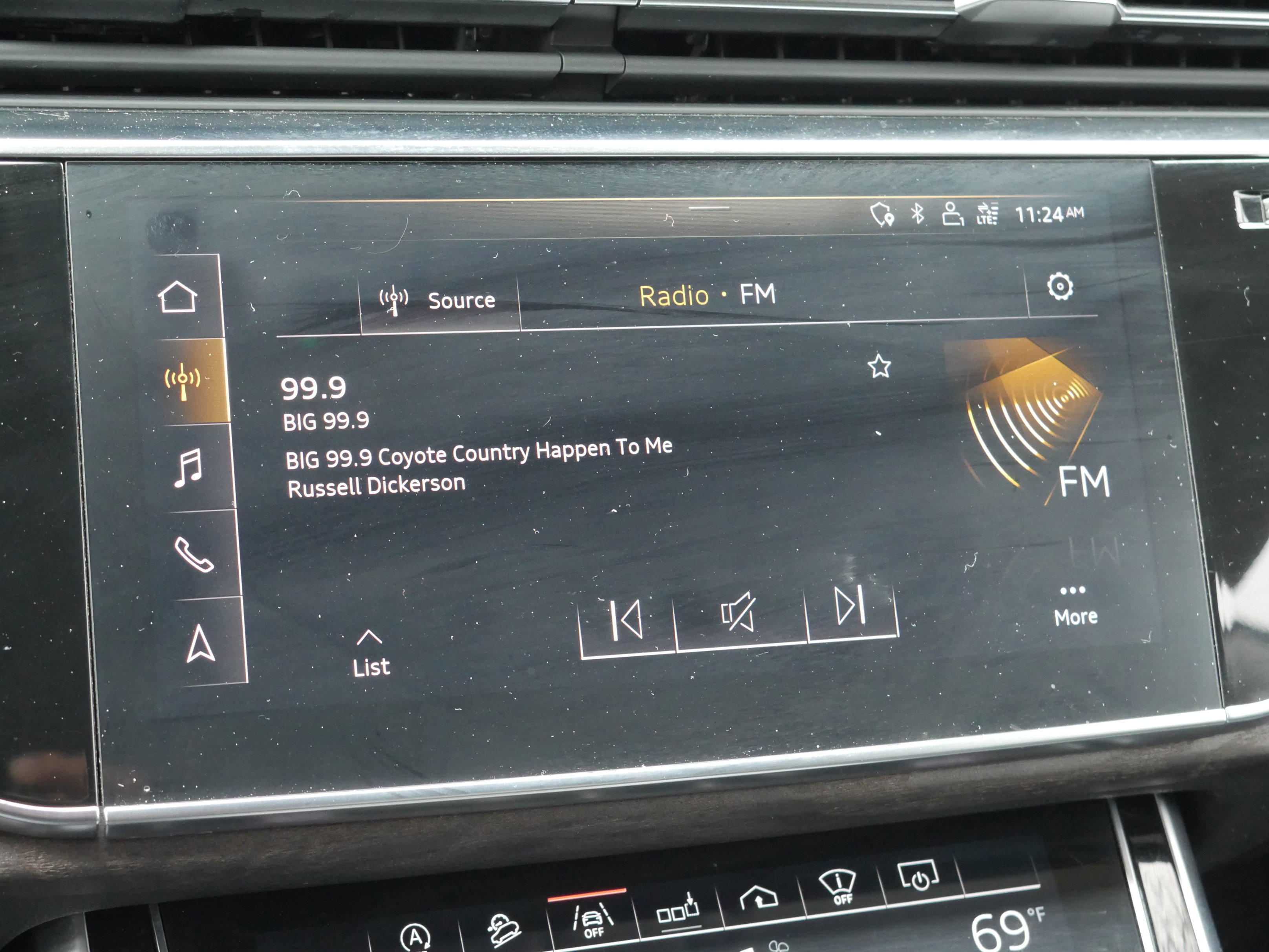 Used 2019 Audi Q8 Prestige image 12