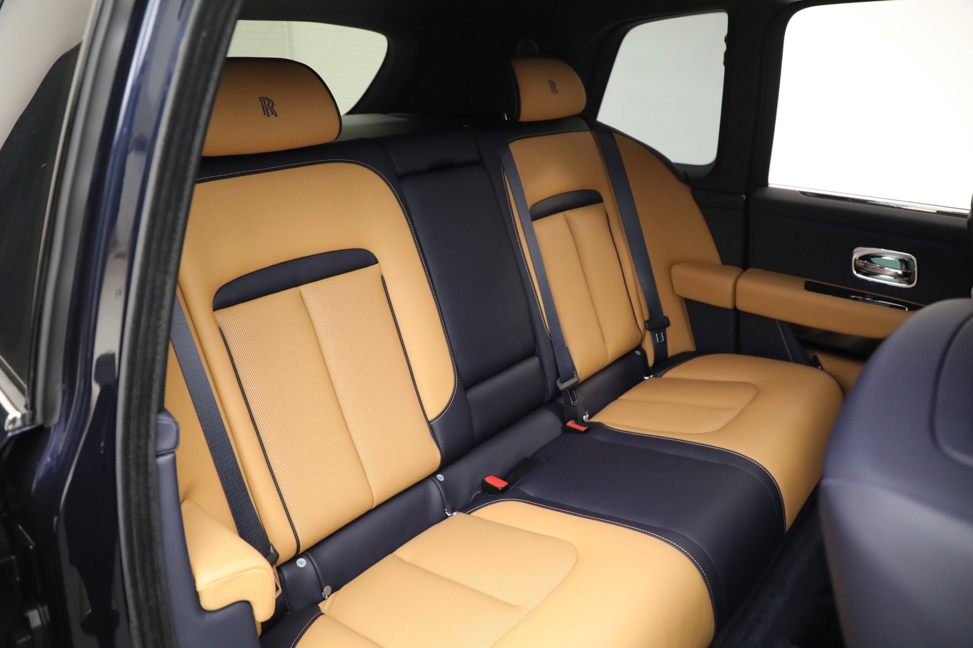 New 2026 Rolls-Royce Cullinan image 21