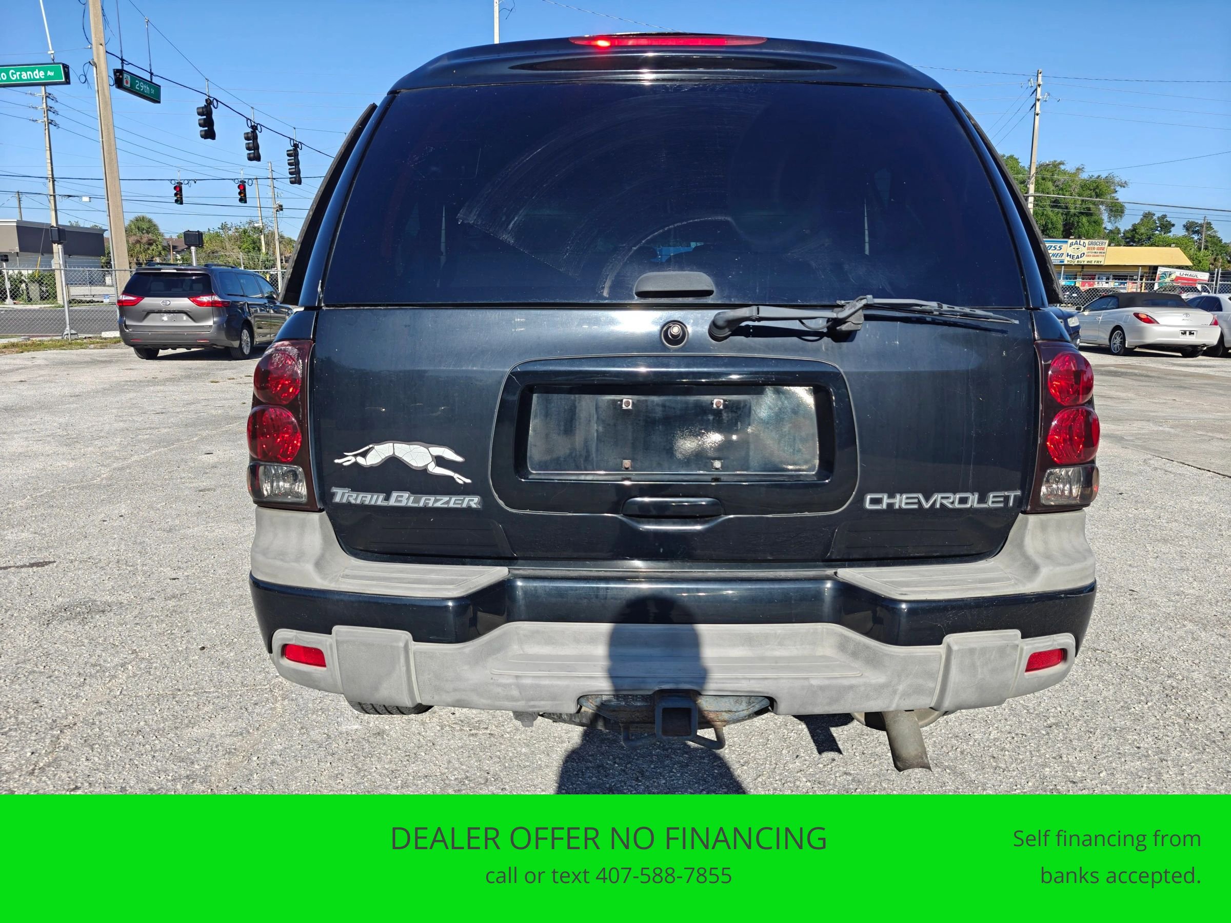 Used 2004 Chevrolet TrailBlazer 4WD w/ LT Preferred Equipment Group image 4