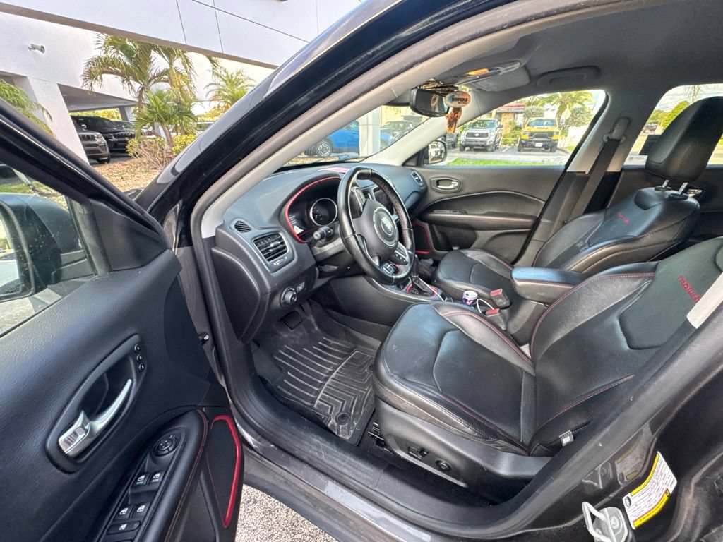 Used 2021 Jeep Compass Trailhawk AWD/4WD image 9