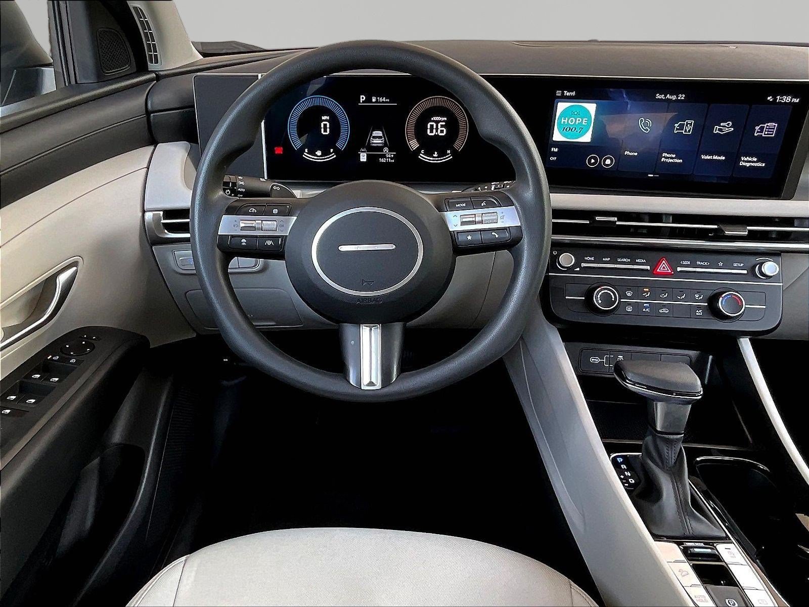 Used 2025 Hyundai Tucson SE FWD image 8