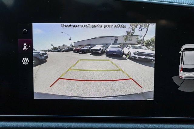 Certified 2025 Kia Niro EX FWD image 22