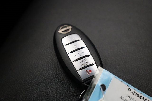 Used 2024 Nissan Armada SL image 31