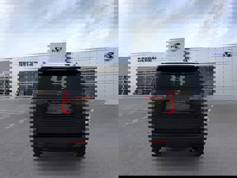 New 2026 Ford Expedition Platinum image 5