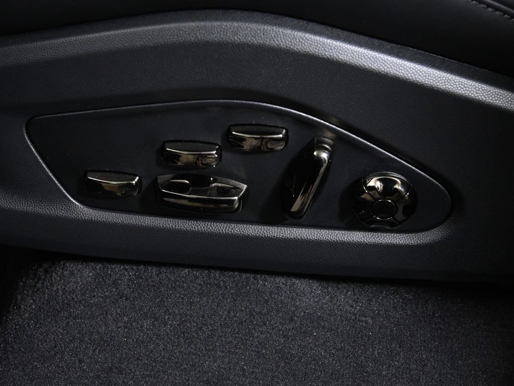 New 2026 Porsche Cayenne Turbo AWD/4WD image 31
