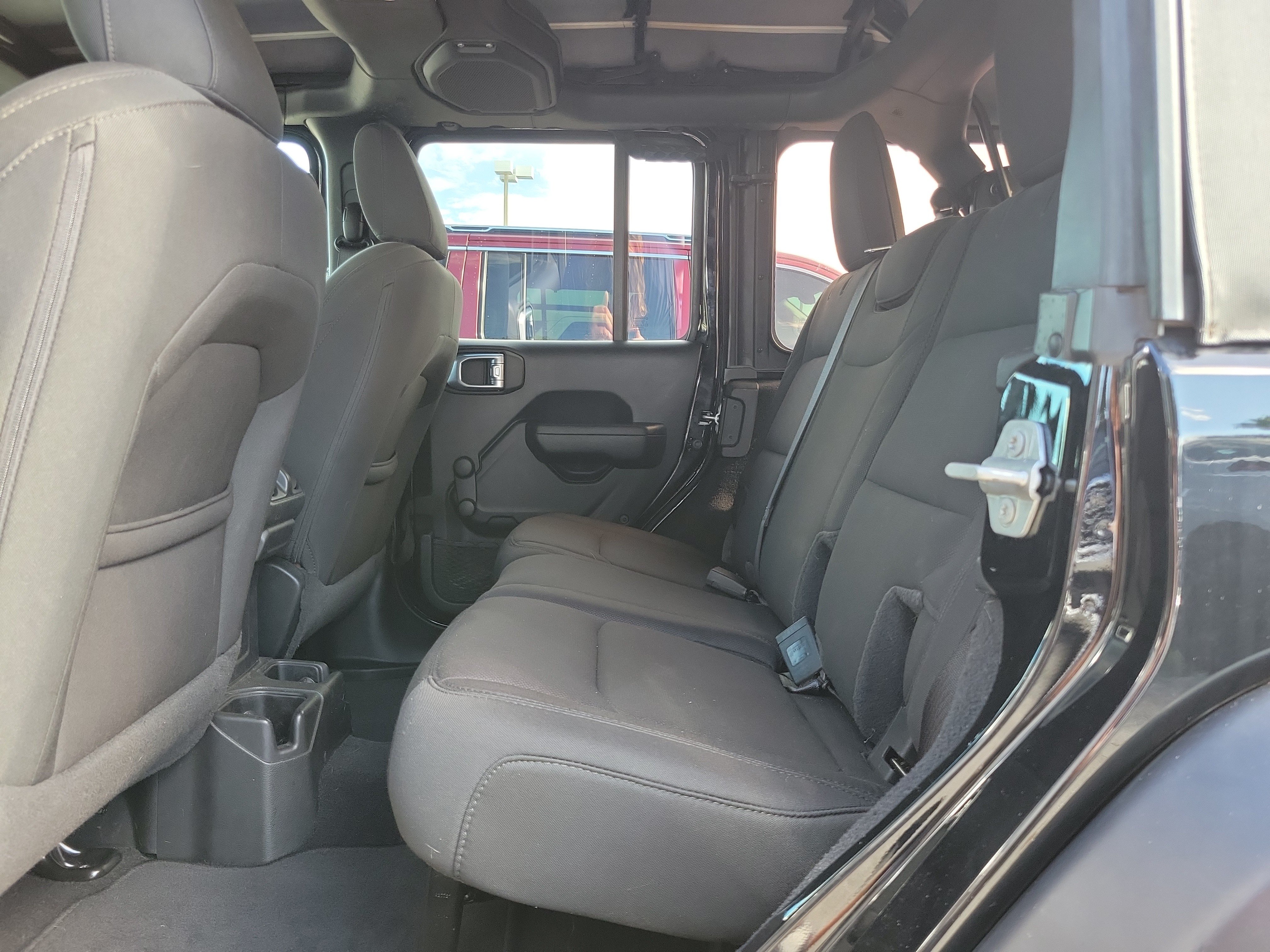 Used 2021 Jeep Wrangler Unlimited Sport AWD/4WD image 7