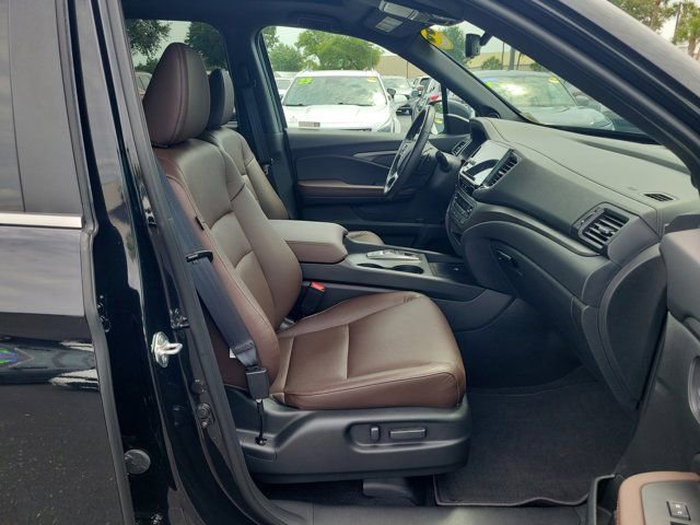 Certified 2025 Honda Ridgeline RTL image 8