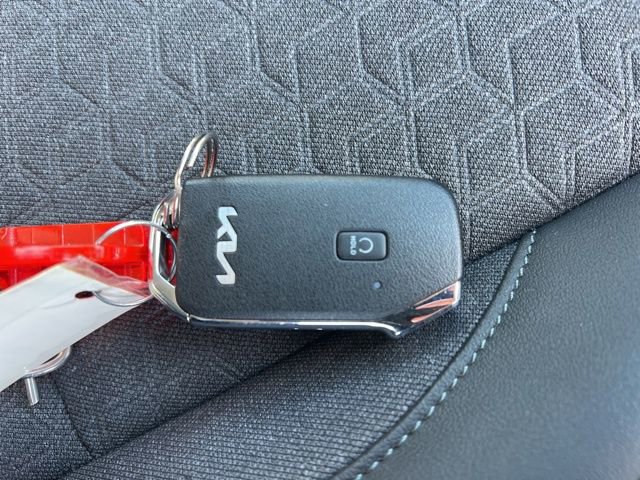 Certified 2024 Kia Seltos S image 37