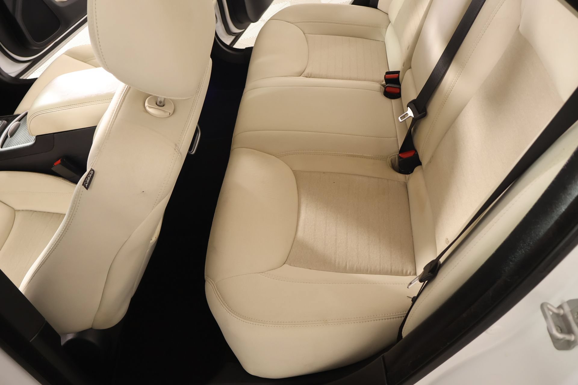 Used 2021 Chrysler 300 Touring w/ Sport Appearance Package RWD image 11