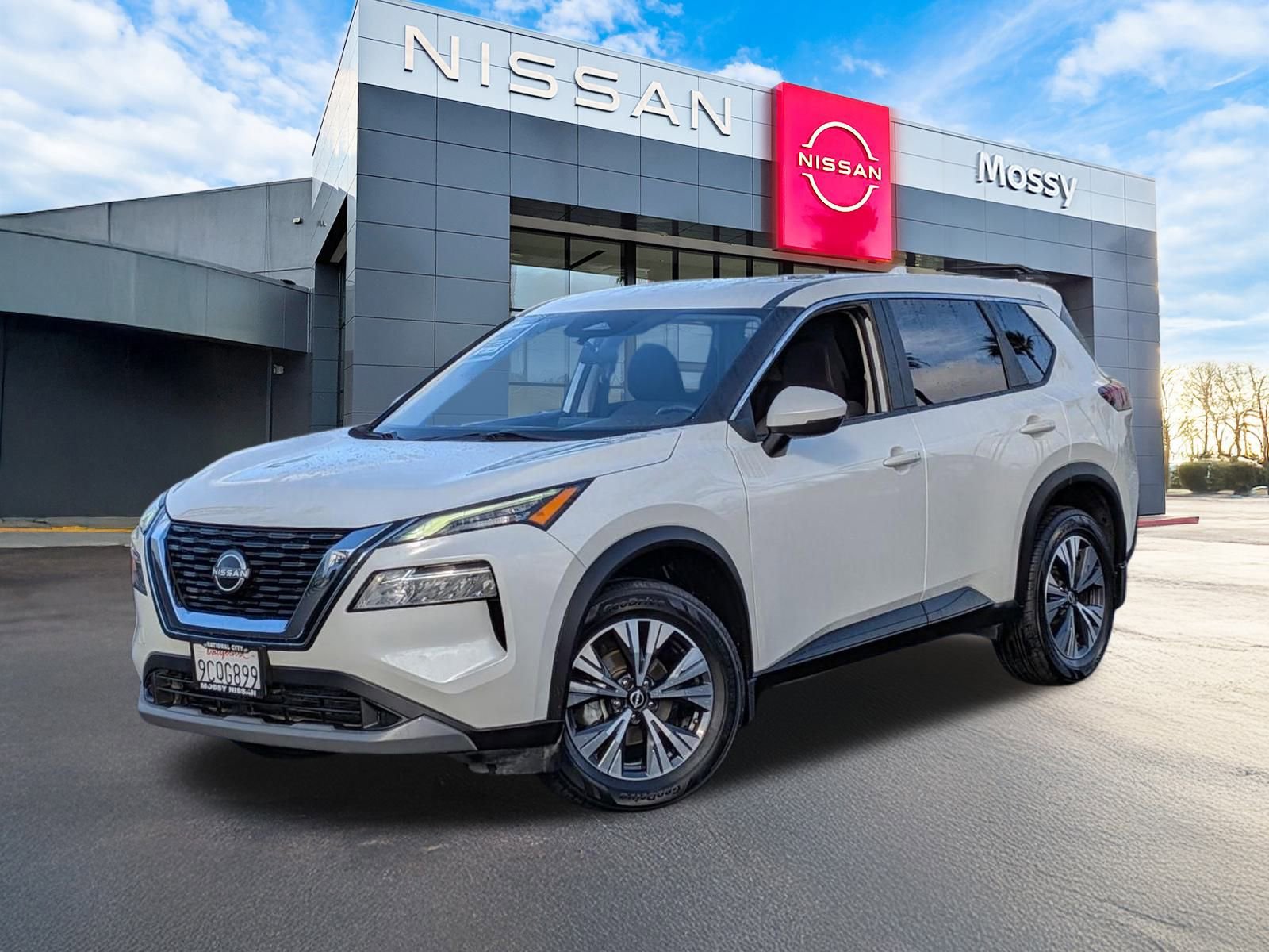 Certified 2023 Nissan Rogue SV image 1