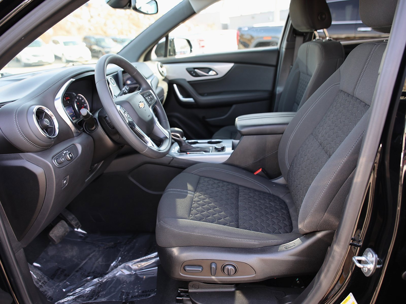 Used 2022 Chevrolet Blazer LT image 16