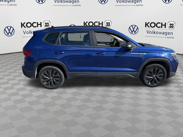 Used 2022 Volkswagen Taos S image 9