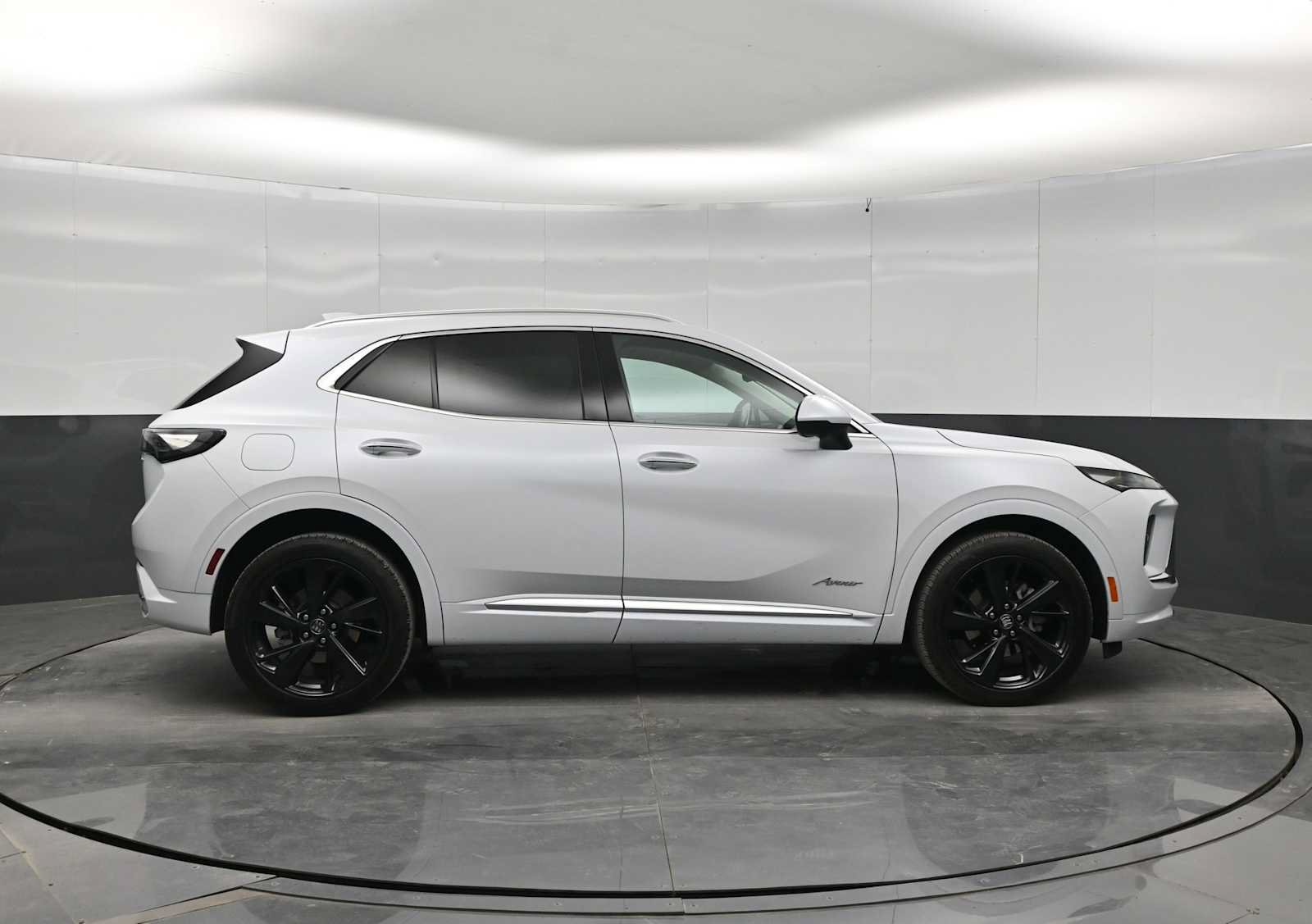 Used 2026 Buick Envision Avenir AWD/4WD image 9