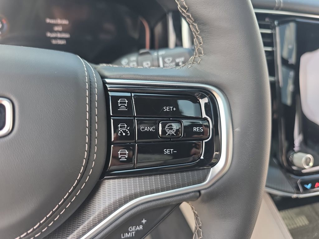 New 2026 Jeep Grand Wagoneer L Summit image 20