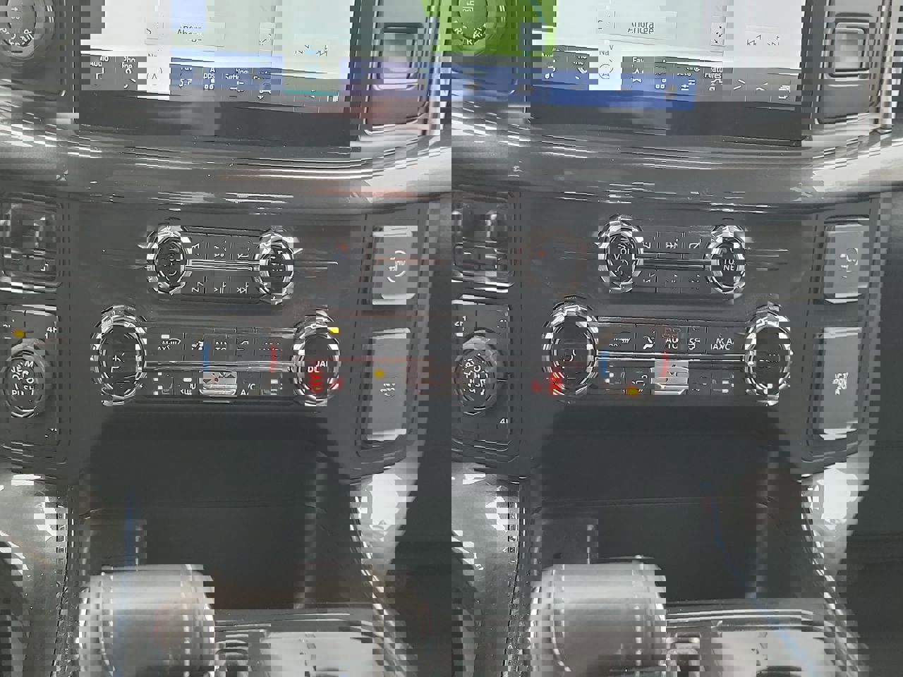 Used 2022 Ford F150 XLT w/ Equipment Group 302A High image 19