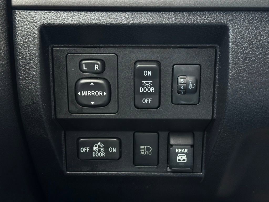 Used 2020 Toyota Tundra SR5 w/ SR5 Upgrade Package image 26