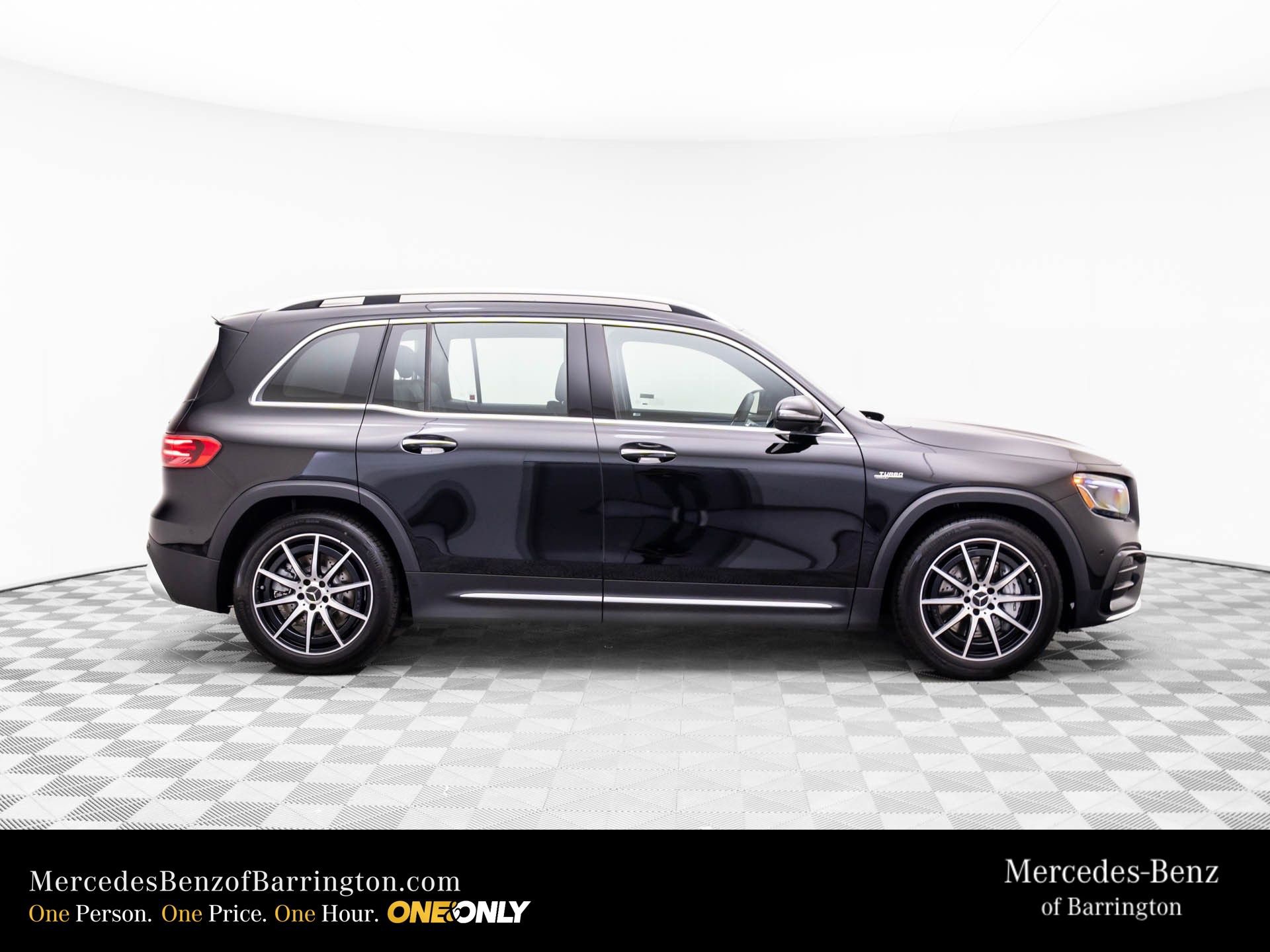 New 2026 Mercedes-Benz GLB 35 AMG 4MATIC image 7