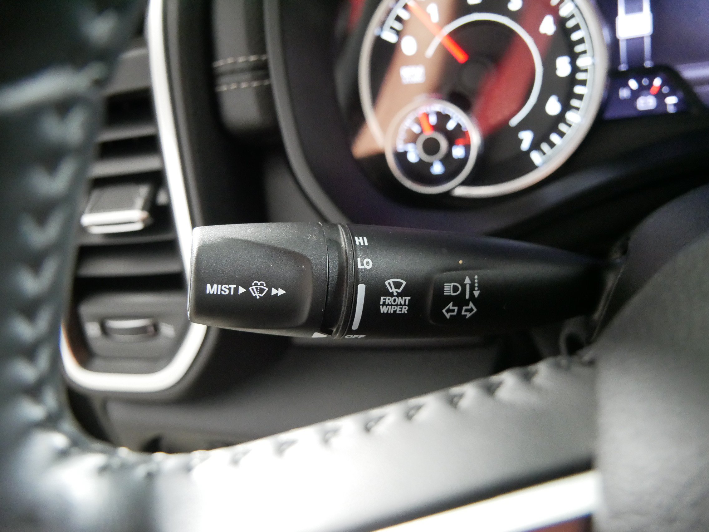 Used 2021 RAM 1500 Laramie AWD/4WD image 31
