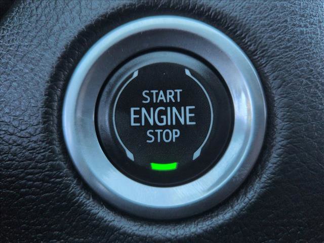 Used 2023 Cadillac XT4 Sport image 17