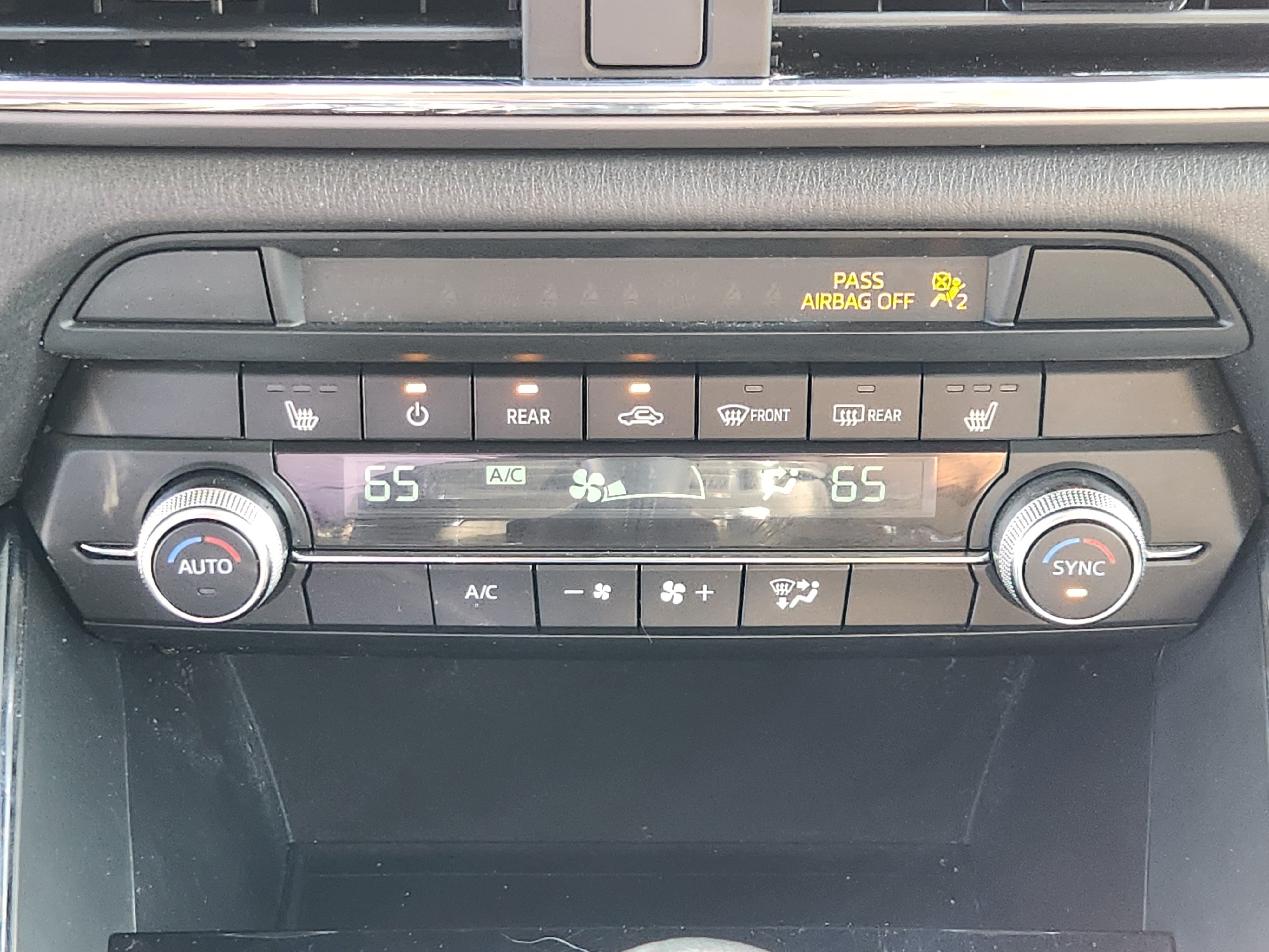 Used 2019 MAZDA CX-9 Touring w/ Touring Premium Package AWD/4WD image 23