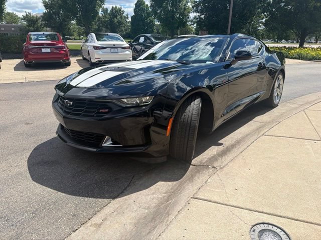 Used 2021 Chevrolet Camaro LT w/ RS Package RWD image 3