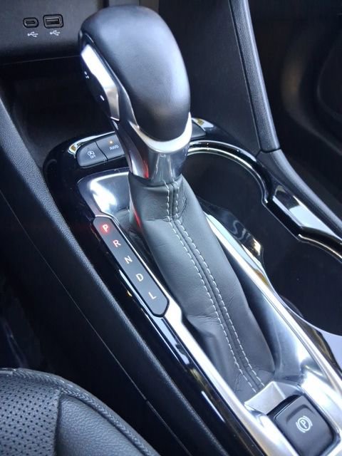 Used 2024 Buick Encore GX Sport Touring image 28