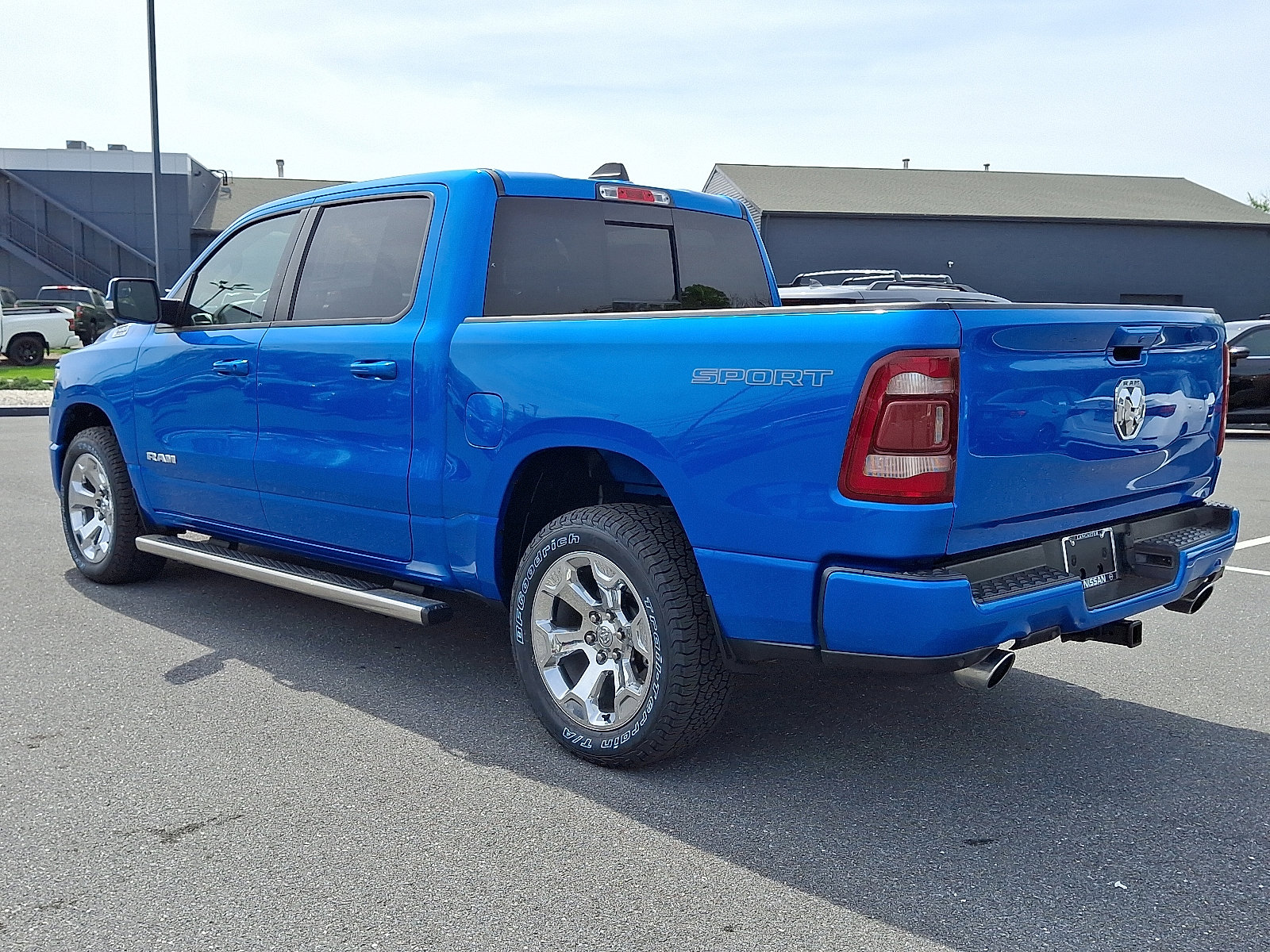 Used 2020 RAM 1500 Big Horn AWD/4WD image 6