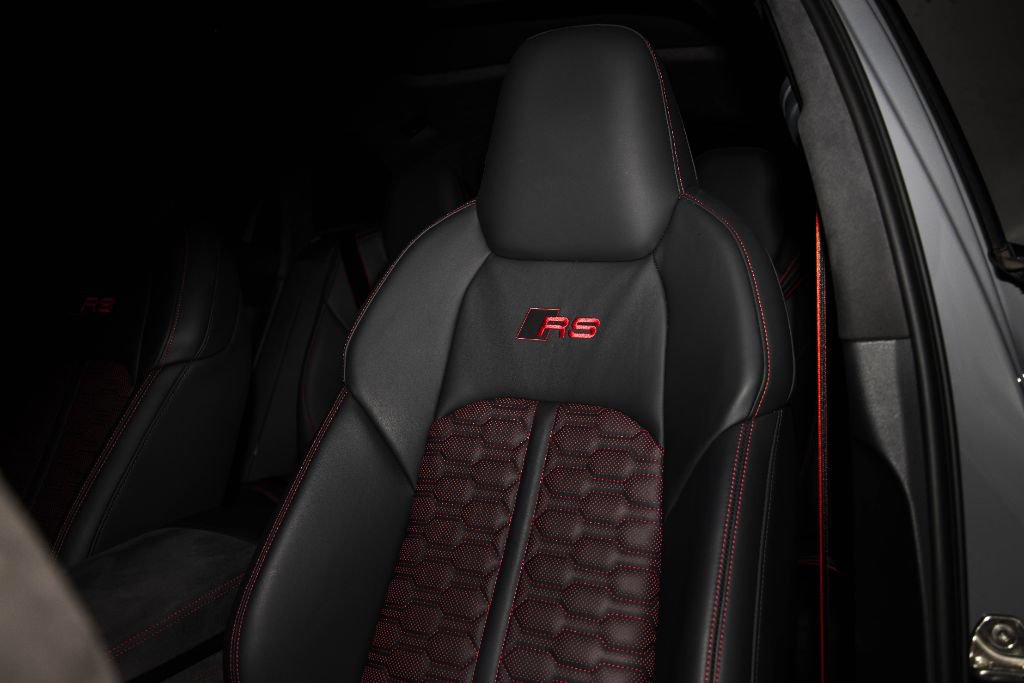 Used 2026 Audi RS 6 performance AWD/4WD image 13