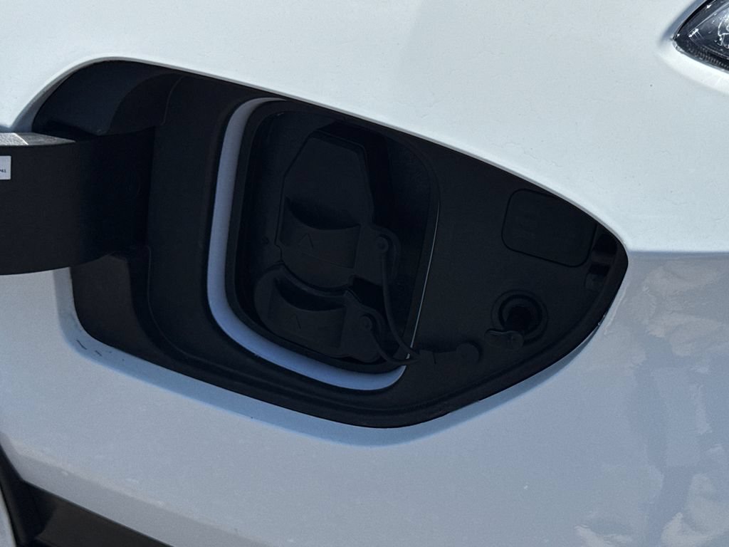 Used 2023 Hyundai Kona SEL FWD image 7
