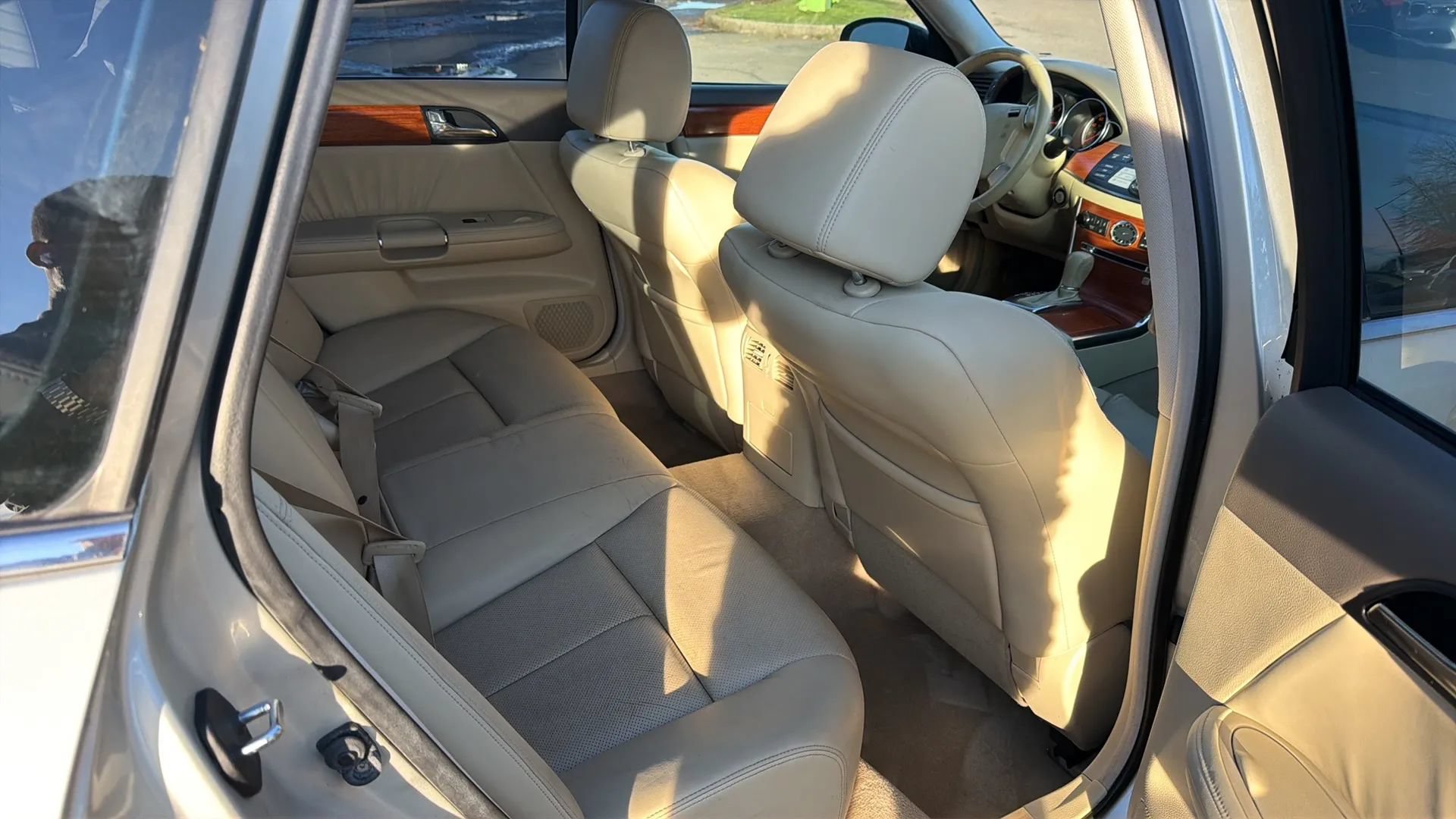 Used 2007 INFINITI M35 w/ Journey Pkg RWD image 14