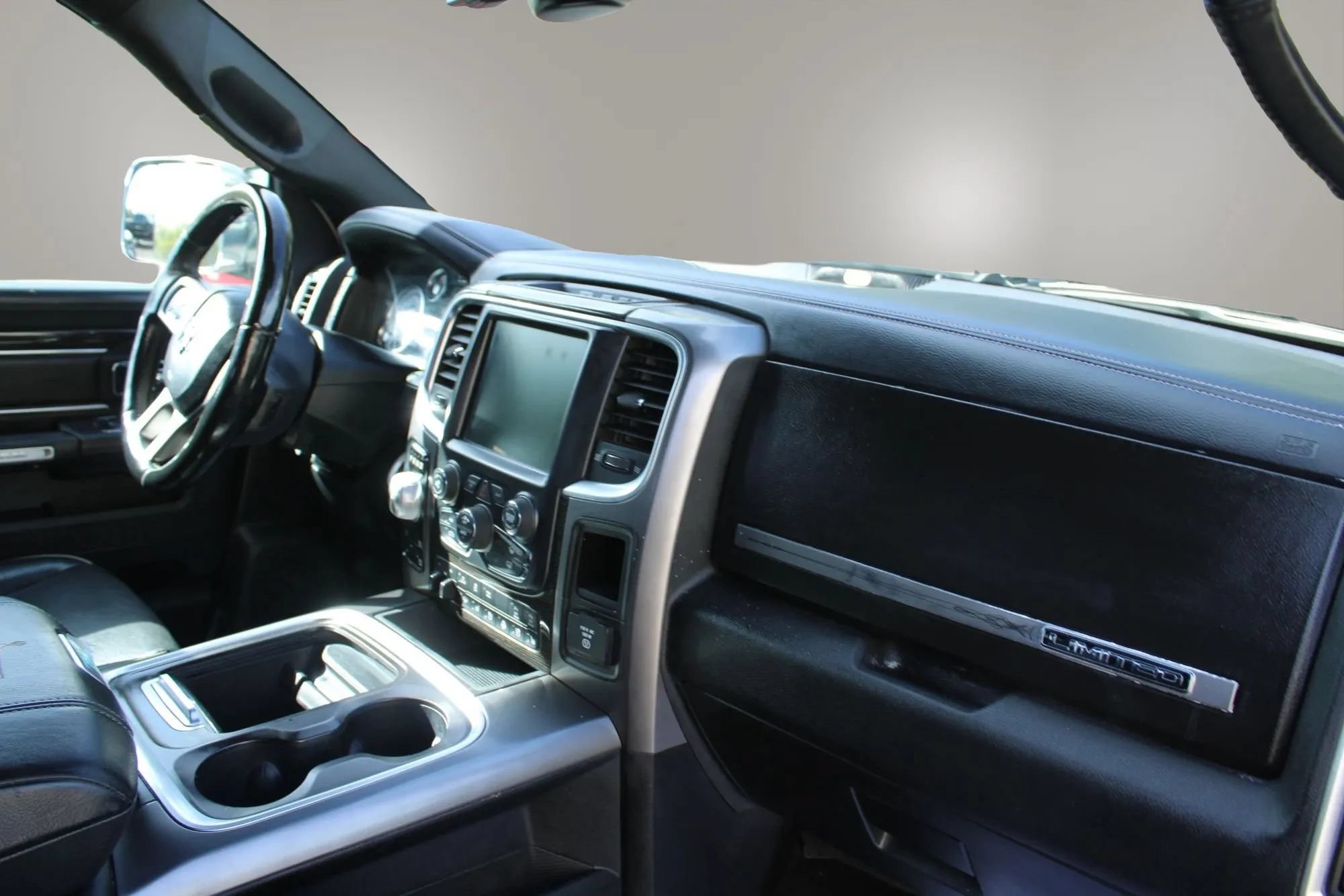 Used 2017 RAM 1500 Limited AWD/4WD image 22