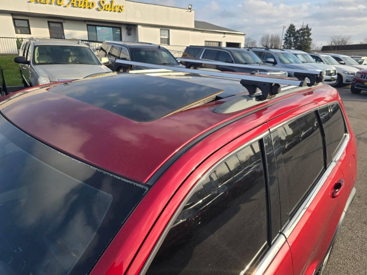 Used 2013 Jeep Grand Cherokee Laredo AWD/4WD image 49