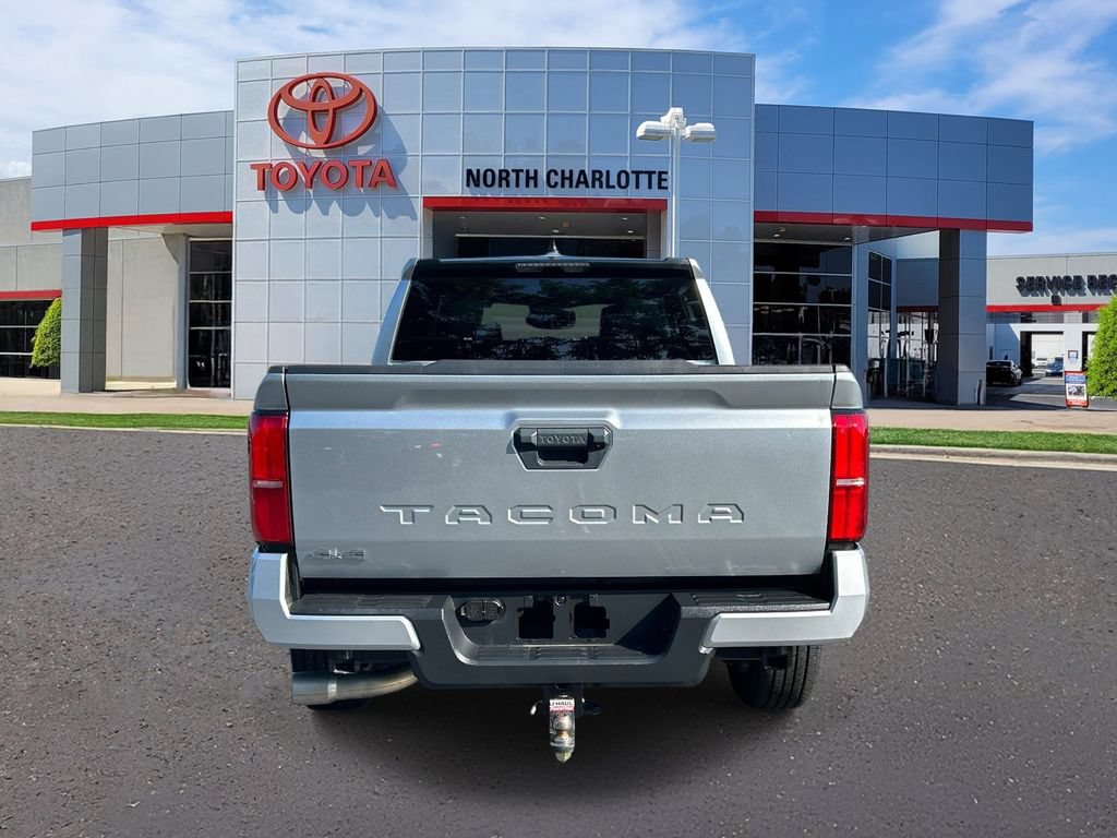 Used 2024 Toyota Tacoma SR5 AWD/4WD image 7