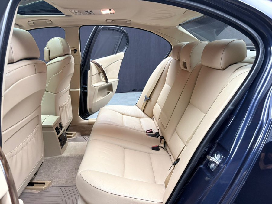 Used 2007 BMW 530xi Sedan AWD/4WD image 33