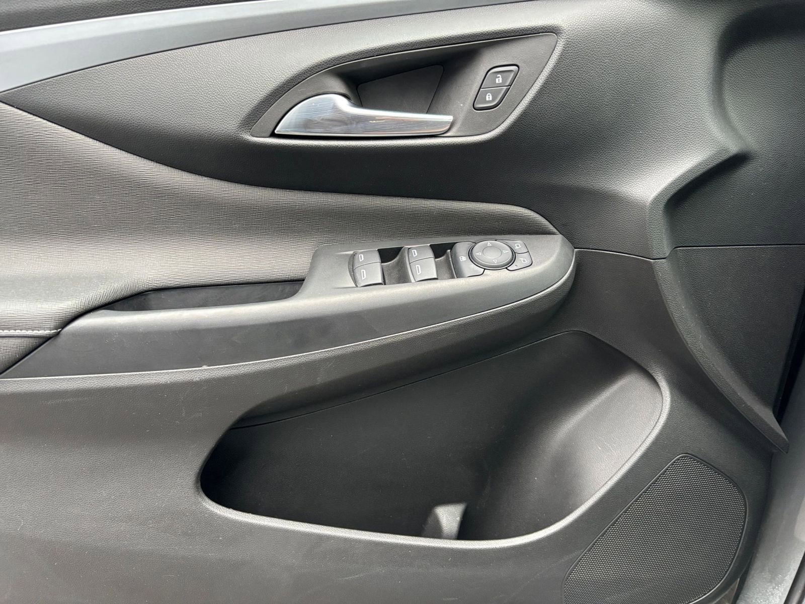 Used 2025 Buick Envista Preferred image 20