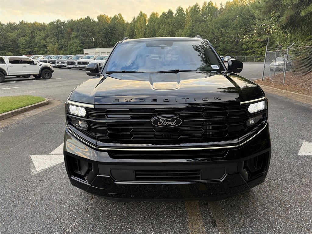New 2025 Ford Expedition Max Platinum w/ Stealth Performance Package video 2