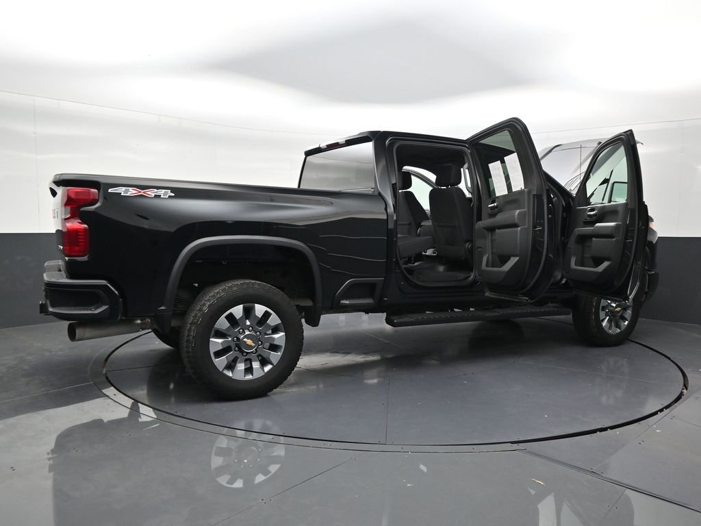 Used 2025 Chevrolet Silverado 2500 Custom w/ Custom Value Package AWD/4WD image 28