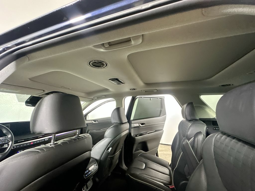 Used 2024 Hyundai Palisade Limited AWD/4WD image 15
