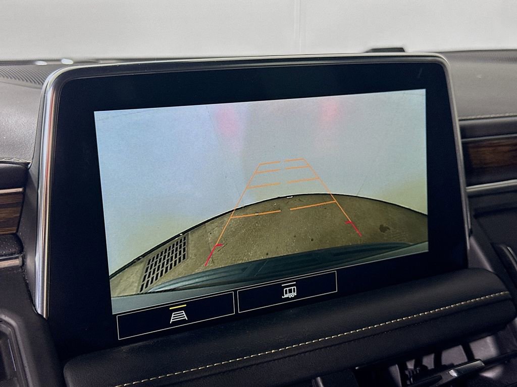 Used 2021 Chevrolet Tahoe Premier image 10