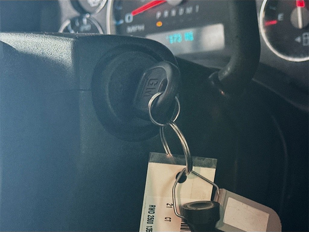 Used 2021 Chevrolet Express 2500 Work Van w/ Driver Convenience Package image 27