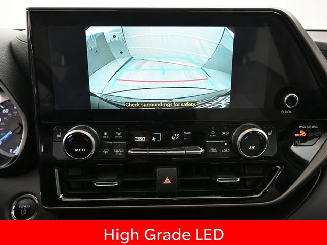 Used 2023 Toyota Highlander Bronze Edition image 15