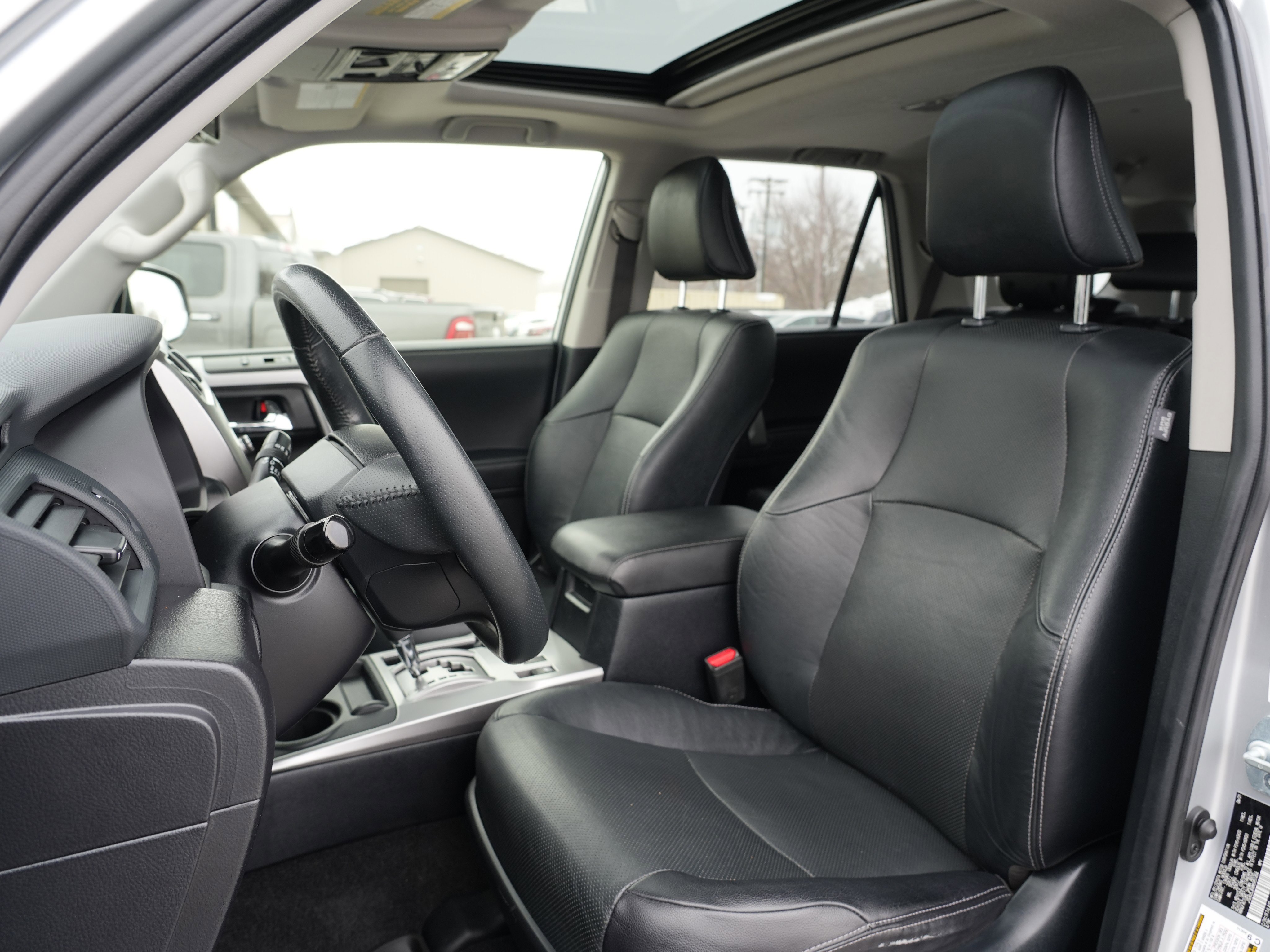 Used 2021 Toyota 4Runner Limited image 14