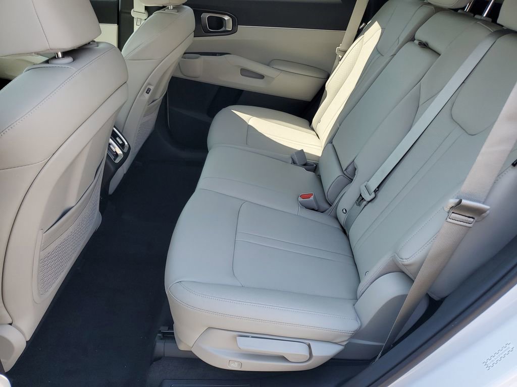 New 2026 Kia Sorento S w/ S Panoramic Sunroof Package FWD image 23
