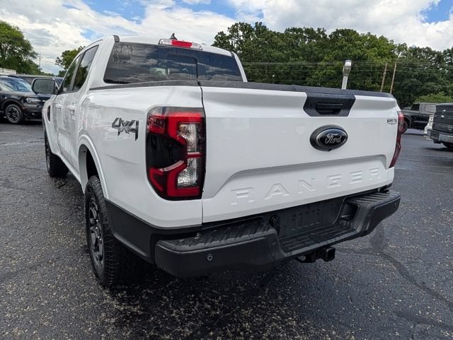 Used 2025 Ford Ranger Lariat w/ Black Appearance Package AWD/4WD image 7