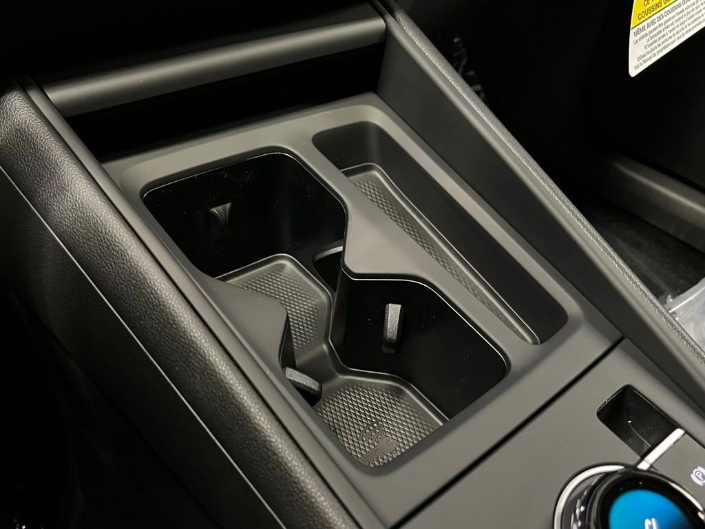 New 2026 Volkswagen Tiguan SE R-Line image 13