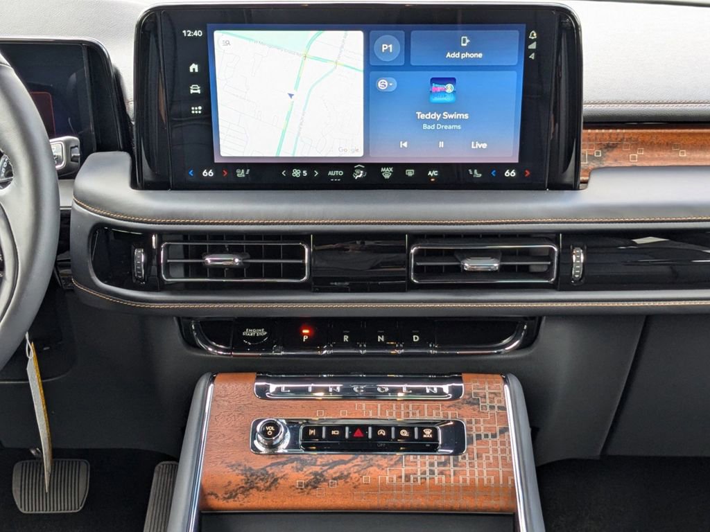 New 2025 Lincoln Aviator Black Label w/ Jet Appearance Package image 23