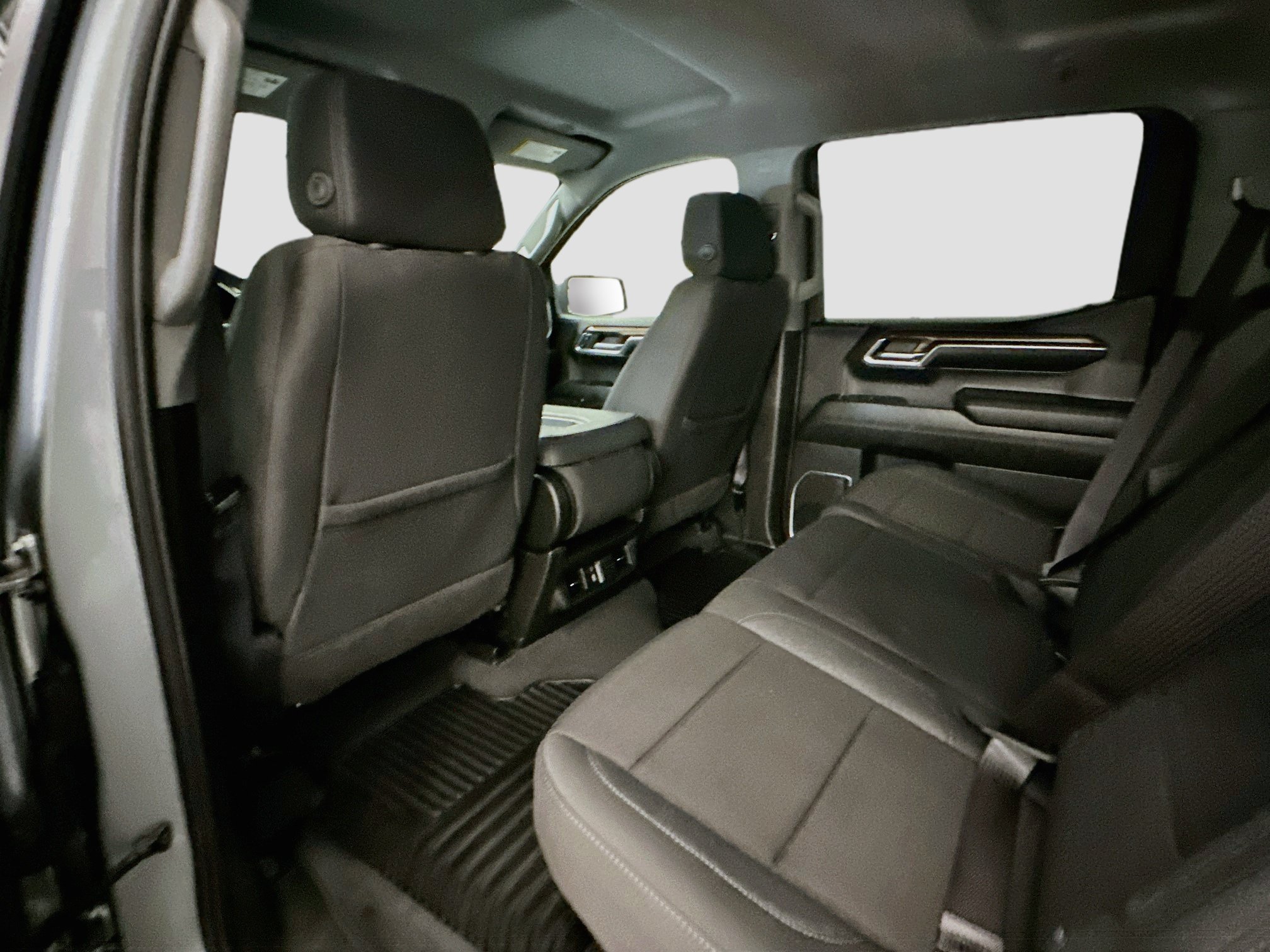 Used 2024 Chevrolet Silverado 1500 LT AWD/4WD image 28