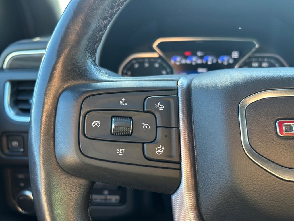 Used 2021 GMC Yukon SLT w/ SLT Luxury Plus Package image 17